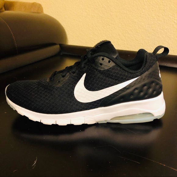 nike max motion womens